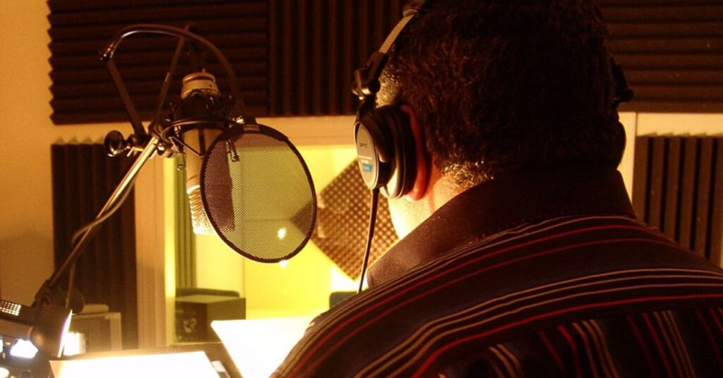 In the dynamic field of content creation where keeping the audience engaged is of paramount importance, language should not be a constraint. Thus, dubbing comes to the rescue. Dubbing allows you to reach a larger audience who, despite finding your content appealing, might not understand it entirely due to the language barrier. By dubbing your videos, you make your content accessible and enjoyable for everyone, defining a niche for your channel in the global arena. Dubbing YouTube videos proves to be advantageous in multifold ways.